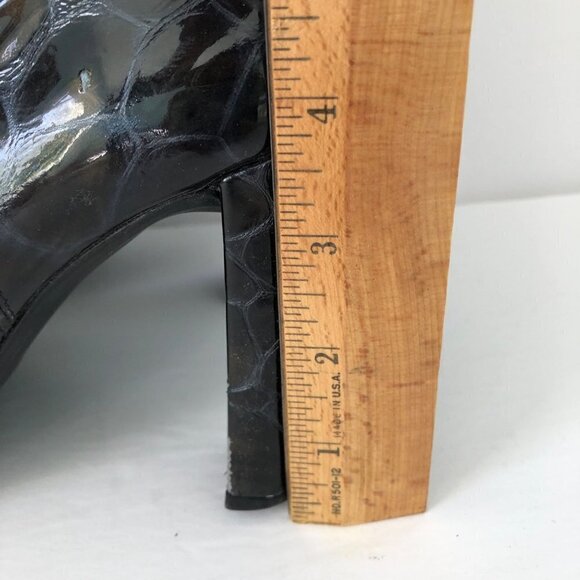 Stuart Weitzman Patent Leather Faux Croc Boots Embossed‎ Womens Size 7 - Picture 10 of 11